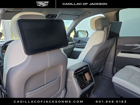 New 2026 Cadillac Escalade IQL Luxury image 7
