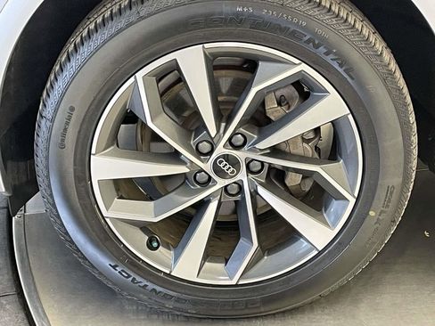 Certified 2022 Audi Q5 2.0T Premium Plus w/ Premium Plus Package image 11