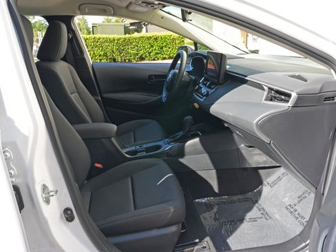 Used 2023 Toyota Corolla LE w/ Carpet Mat Package (TMS) FWD image 14