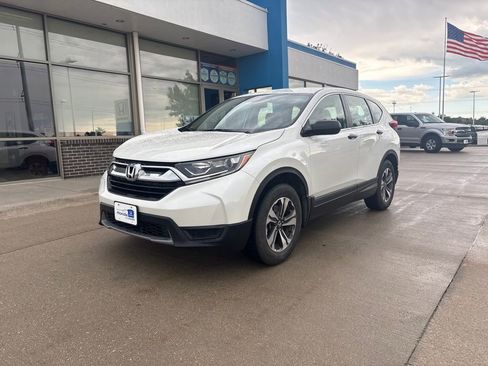 Used 2018 Honda CR-V LX image 1
