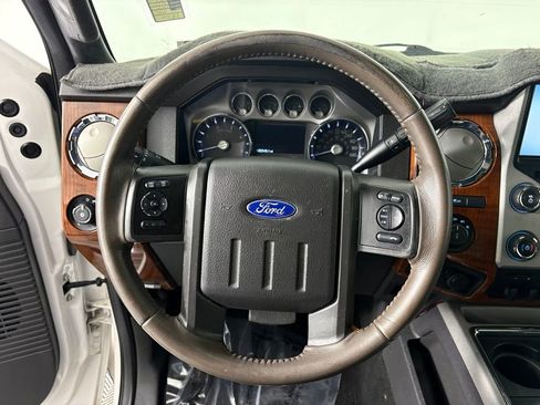 Used 2016 Ford F250 King Ranch w/ FX4 Off-Road Package AWD/4WD image 15