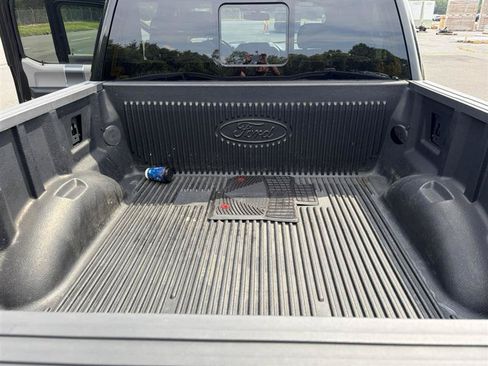 Used 2017 Ford F150 XLT w/ Equipment Group 302A Luxury AWD/4WD image 13