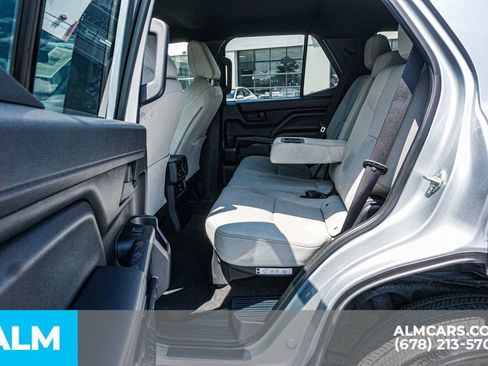 Used 2025 Toyota 4Runner SR5 RWD image 21