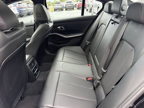 Used 2025 BMW 330i xDrive Sedan AWD/4WD image 6