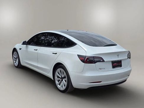Used 2021 Tesla Model 3 Standard Range Plus RWD image 7