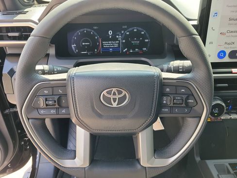 New 2026 Toyota 4Runner Limited AWD/4WD image 19