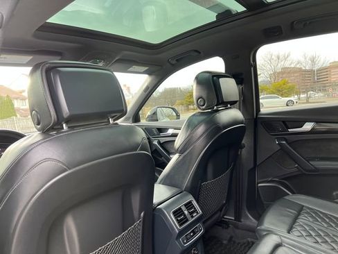 Used 2019 Audi SQ5 Premium Plus w/ Premium Plus Package image 27
