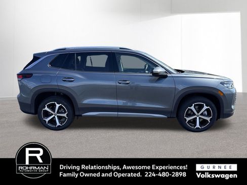 New 2026 Volkswagen Tiguan SE AWD/4WD image 10