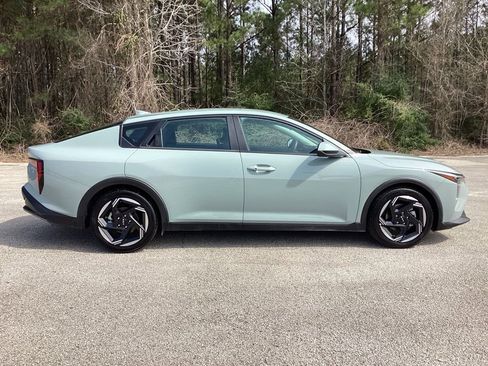 Used 2025 Kia K4 EX image 4