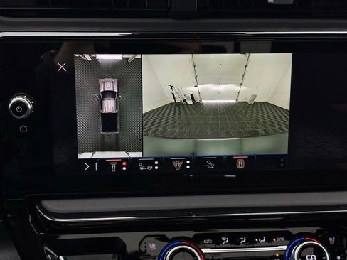 New 2026 GMC Sierra 2500 AT4 w/ AT4 Premium Plus Package AWD/4WD image 3