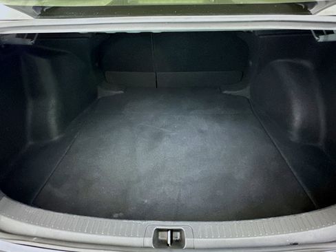 Used 2021 Toyota Corolla LE FWD image 30