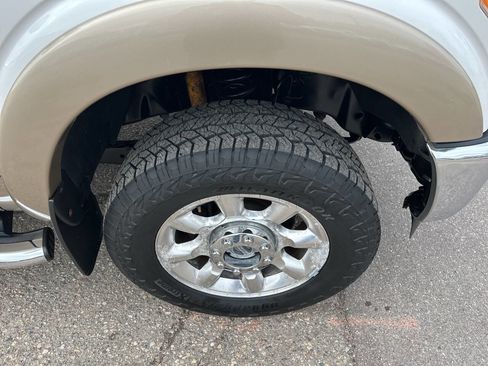 Used 2013 Ford F350 Lariat image 10