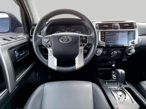Used 2020 Toyota 4Runner SR5 Premium AWD/4WD image 6