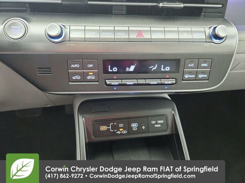 Used 2024 Hyundai Kona Limited image 28