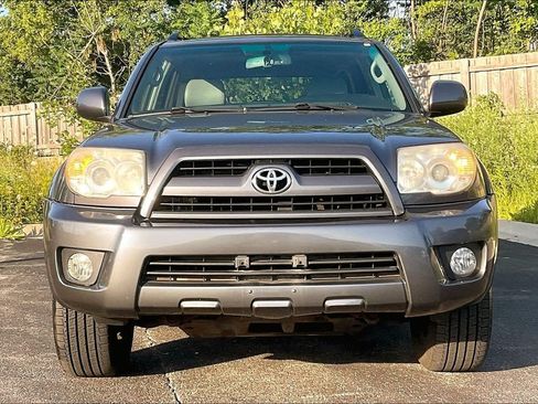 Used 2008 Toyota 4Runner Limited AWD/4WD image 3