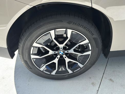 Used 2025 BMW X3 xDrive30i w/ Premium Package image 32