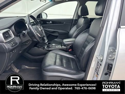 Used 2020 Kia Sorento EX image 4