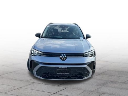 Used 2025 Volkswagen Taos S image 2