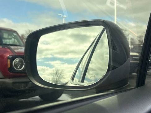 Used 2019 Subaru Crosstrek 2.0i Premium AWD/4WD image 37