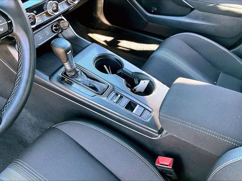 Used 2025 Honda Civic Sport image 15