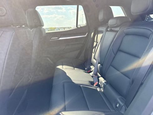 New 2026 GMC Terrain Elevation w/ Elevation Premium Package AWD/4WD image 33