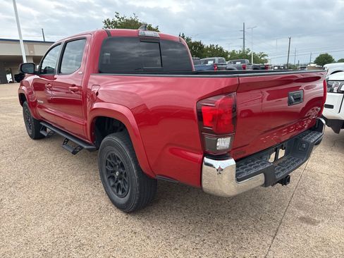 Used 2021 Toyota Tacoma SR5 image 5