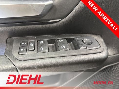 Certified 2025 RAM 1500 Tradesman w/ Night Edition image 18