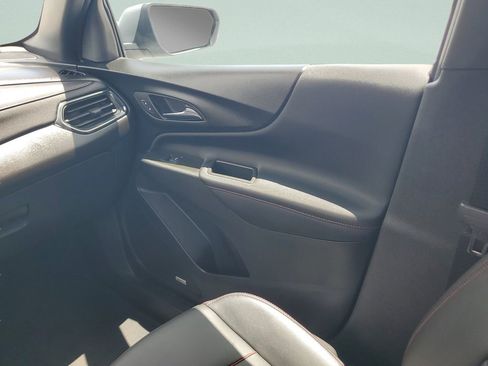 Used 2024 Chevrolet Equinox RS w/ RS Leather Package FWD image 13