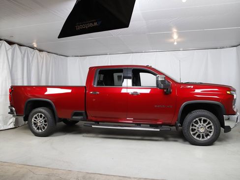 New 2026 Chevrolet Silverado 3500 LTZ w/ LTZ Plus Package AWD/4WD image 2
