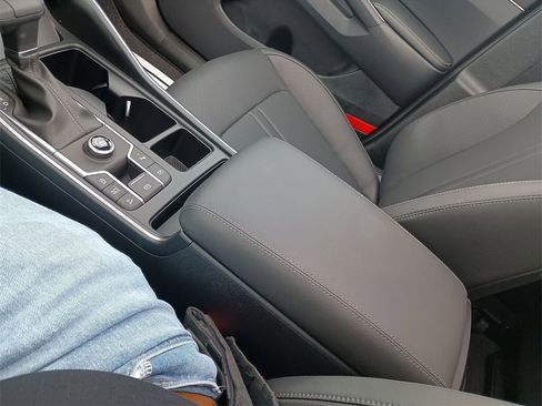 New 2025 Kia Sorento EX w/ Panoramic Sunroof Package image 27