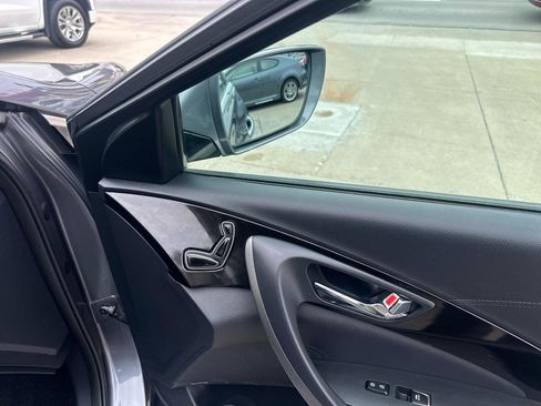 Used 2013 Hyundai Azera w/ Technology Pkg image 26