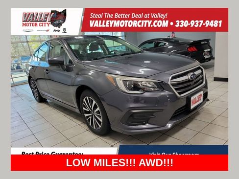 Used 2019 Subaru Legacy 2.5i Premium image 1
