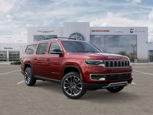 New 2025 Jeep Wagoneer L Series III w/ Premium Group I image 13