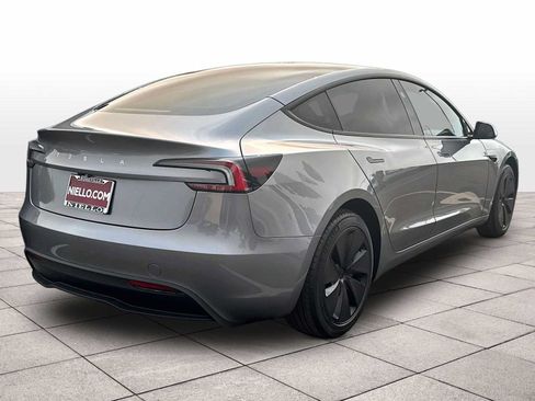 Used 2025 Tesla Model 3 Long Range RWD image 14