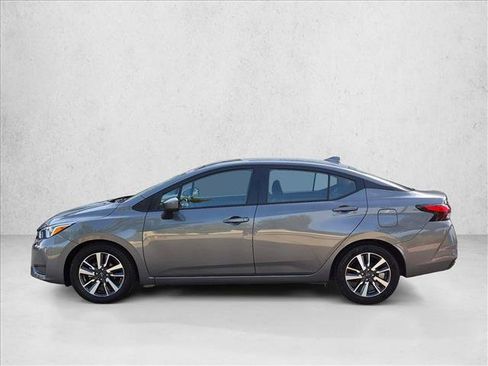 Used 2024 Nissan Versa SV FWD image 9
