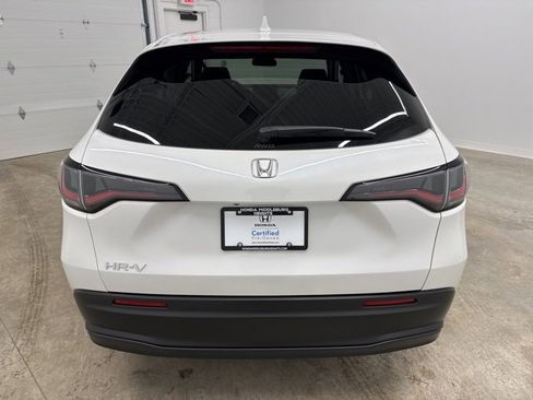 Certified 2026 Honda HR-V LX image 6