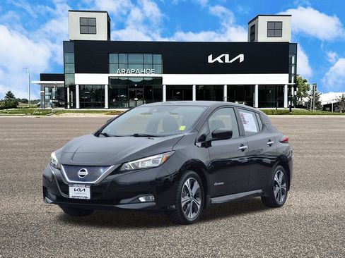 Used 2019 Nissan Leaf SV w/ SV Technology Package image 4