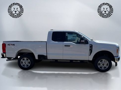 New 2026 Ford F250 XLT w/ Snow Plow Prep Package AWD/4WD image 5