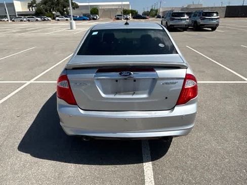 Used 2010 Ford Fusion Sport FWD image 4