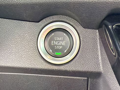 Certified 2024 Chevrolet Traverse LT FWD image 26