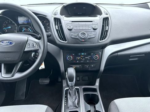 Used 2018 Ford Escape SE FWD image 12