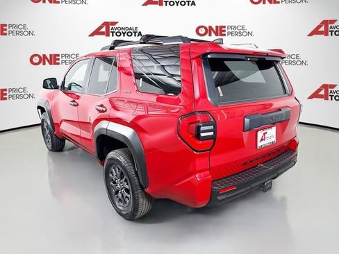 Certified 2025 Toyota 4Runner SR5 AWD/4WD image 6