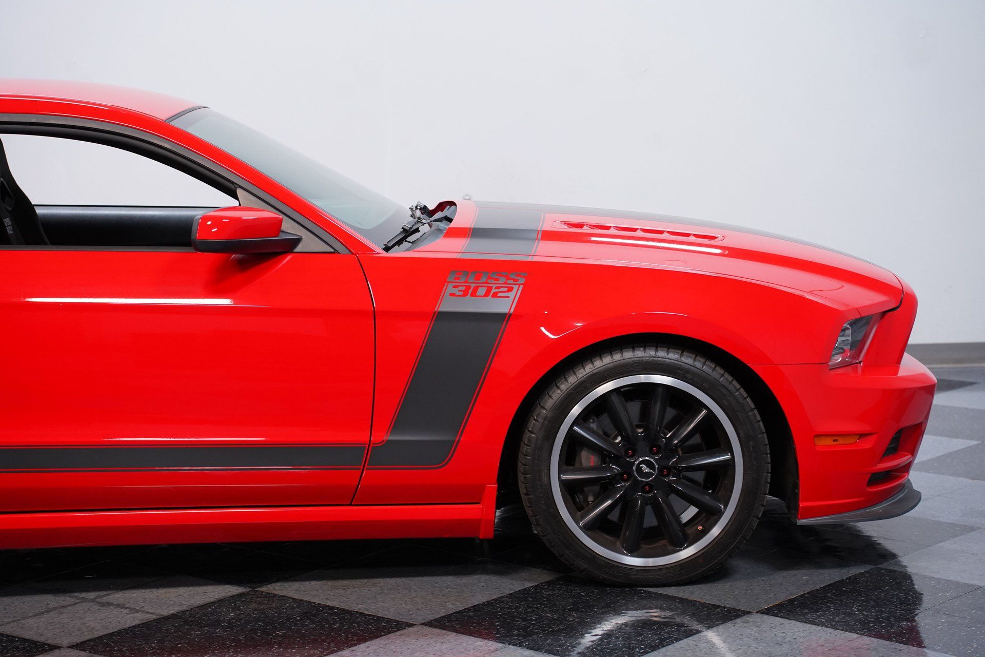Used 2013 Ford Mustang Boss 302 w/ Boss 302 Accessory Pkg RWD image 24