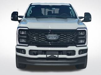 New 2026 Ford F250 Lariat w/ Black Appearance Package video 4