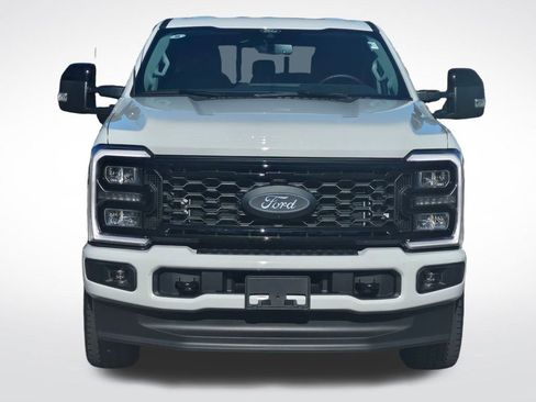 New 2026 Ford F250 Lariat w/ Black Appearance Package image 4