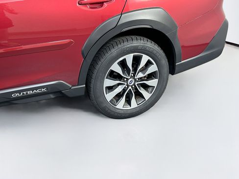 Used 2023 Subaru Outback Limited image 29