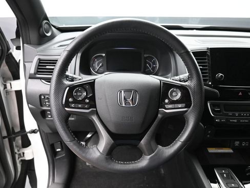 Used 2022 Honda Passport Elite image 18