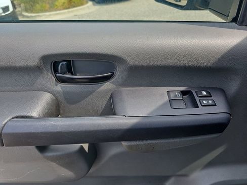 Used 2020 Nissan NV 3500 SL w/ Back Door Glass Package image 24