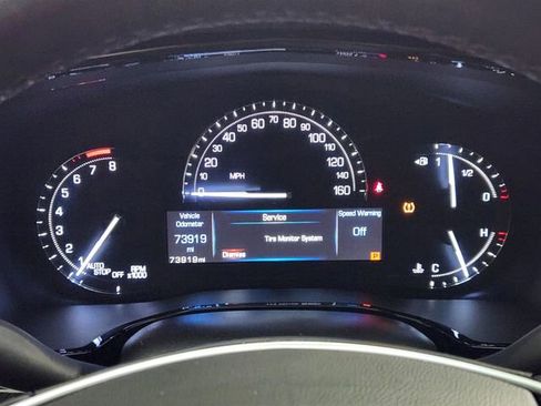 Used 2019 Cadillac XT5 FWD image 15