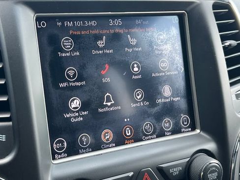 Used 2018 Jeep Grand Cherokee Altitude AWD/4WD image 25